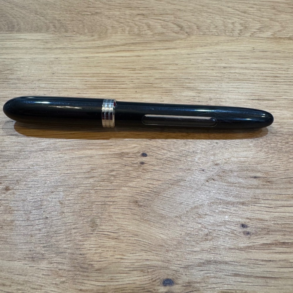 Sheaffer Fountain Pen Black with Chrome Trim Fine Nib Ink Window Fine Point